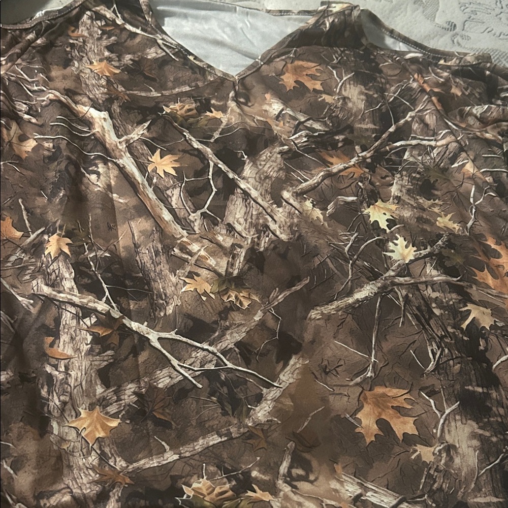 Women’s Brown Camo Short-Sleeve Shirt - Outdoor Pattern